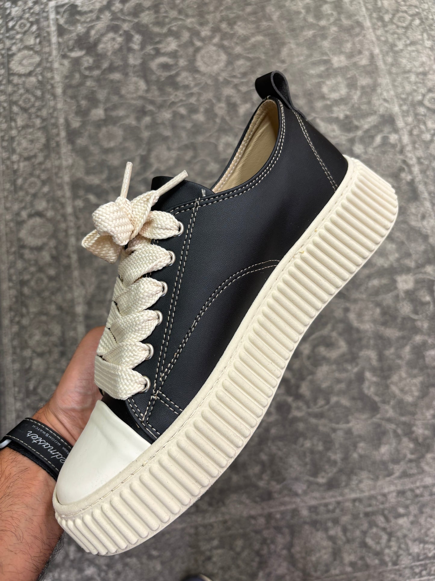 Scarpa in pelle nero