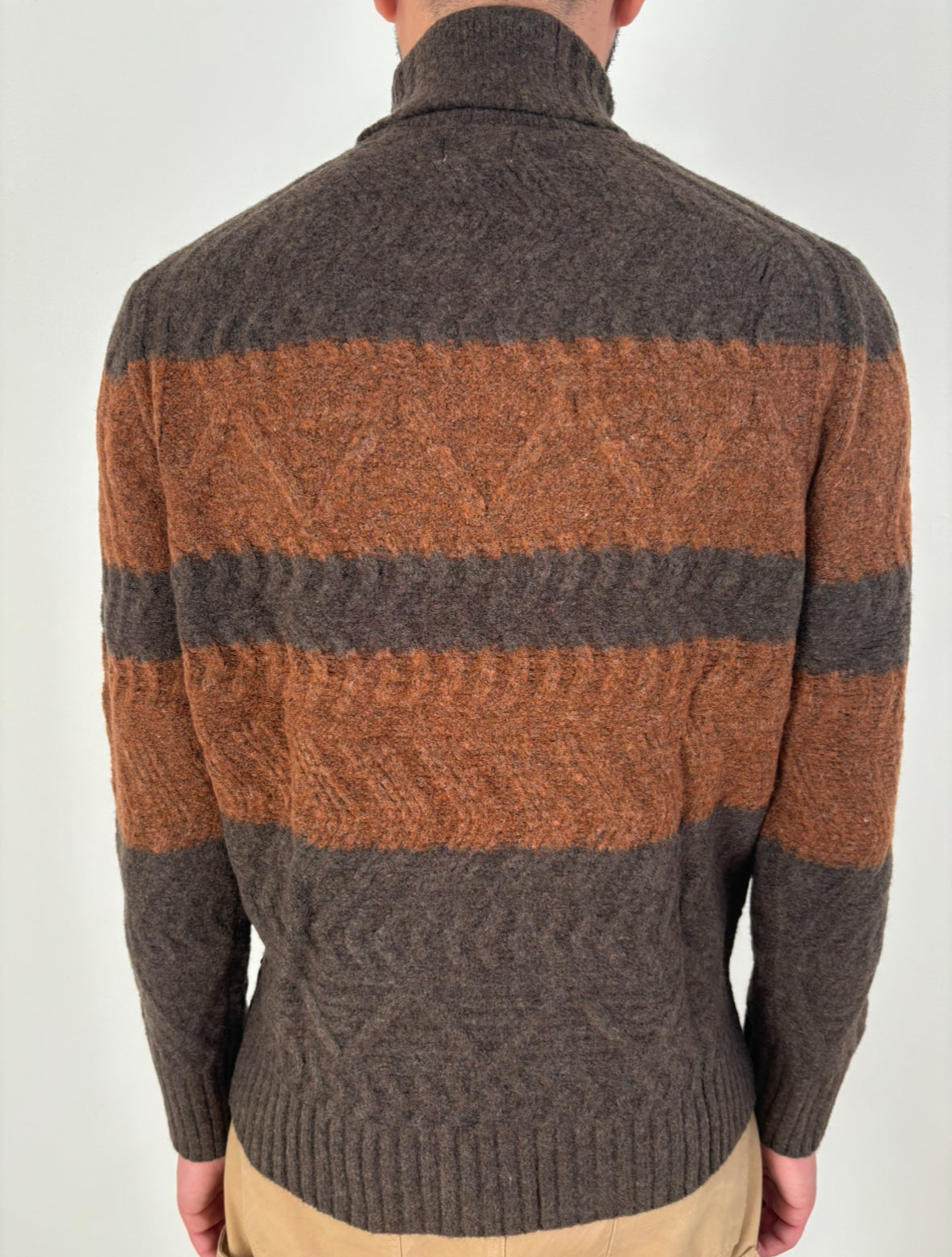 Maglione collo alto