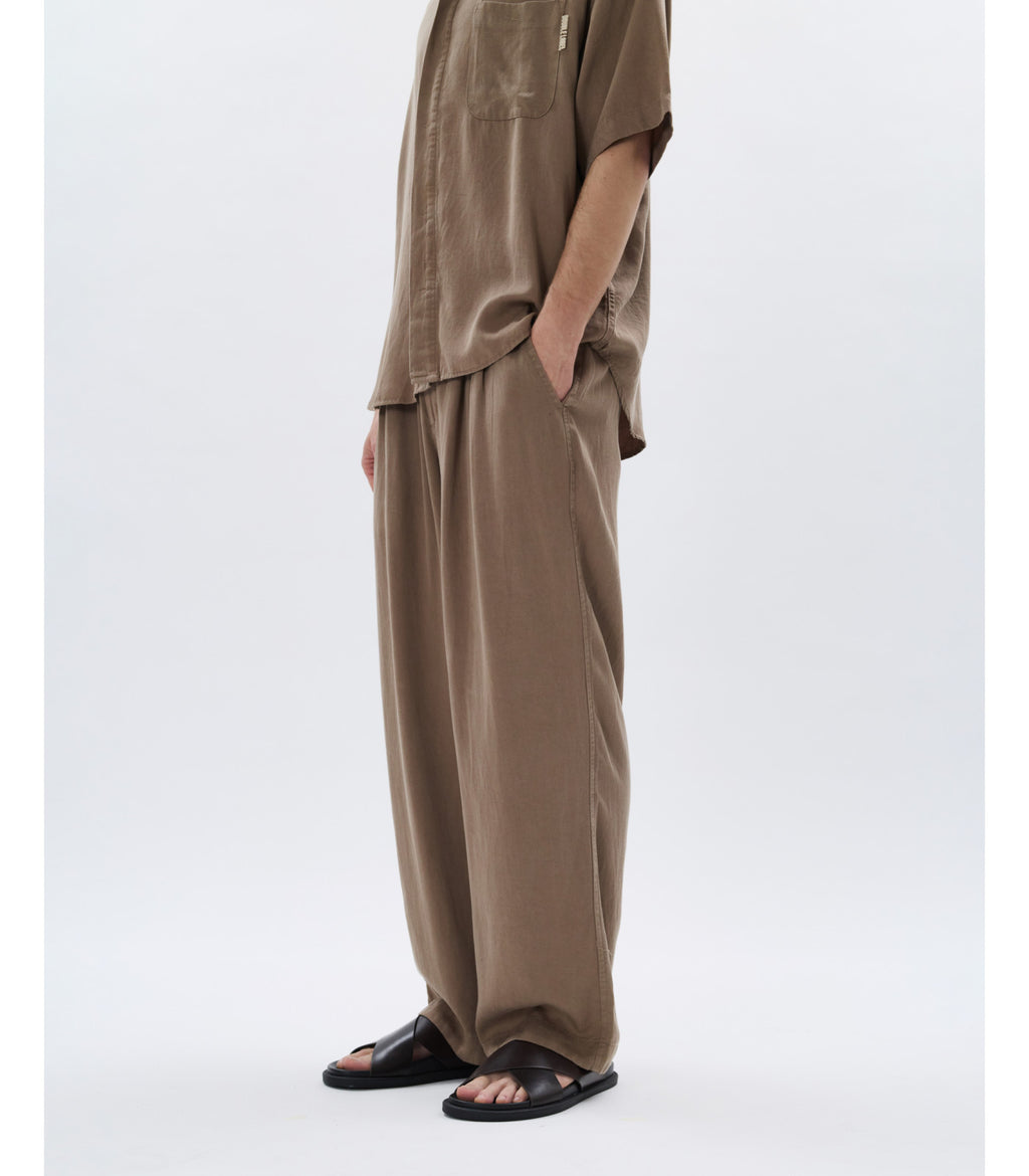 PANTALONE AMPIO CON COULISSE