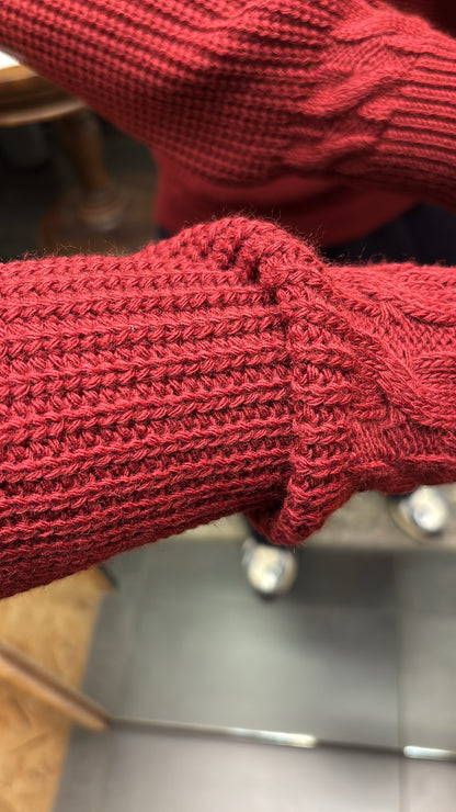 MAGLIONE CON SCOLLO ROTONDO