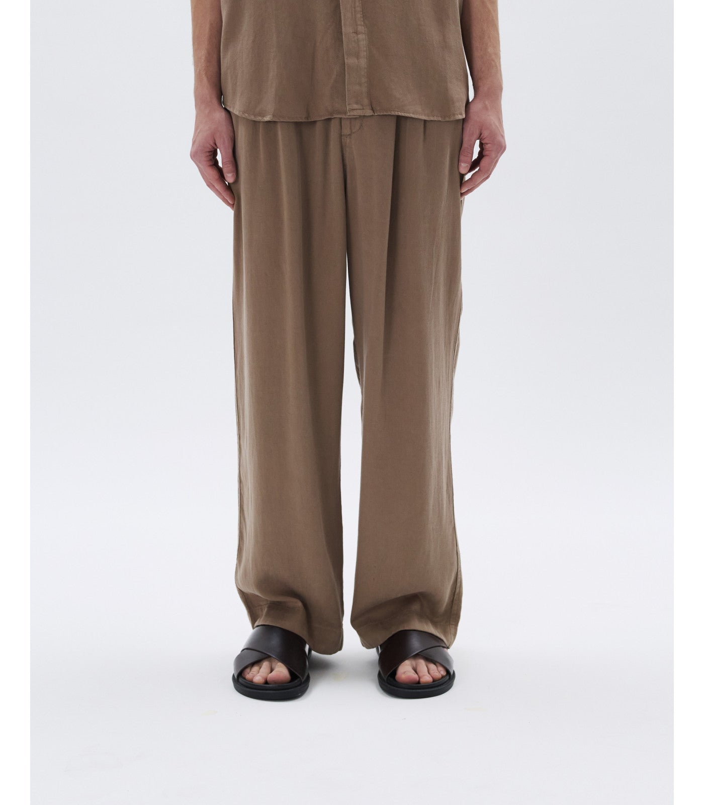 PANTALONE AMPIO CON COULISSE