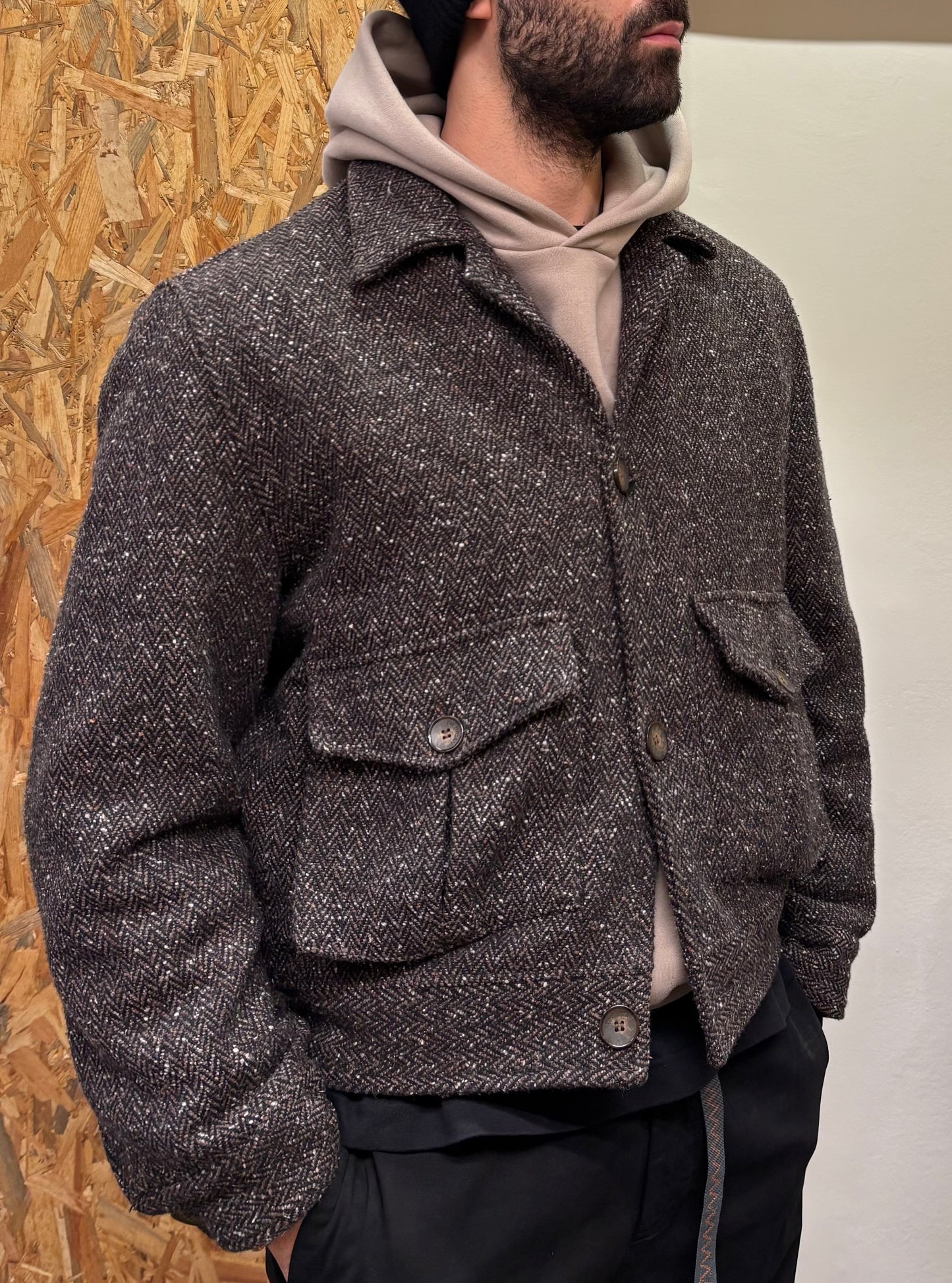 GIACCA IN LANA E SETA CON TASCONI