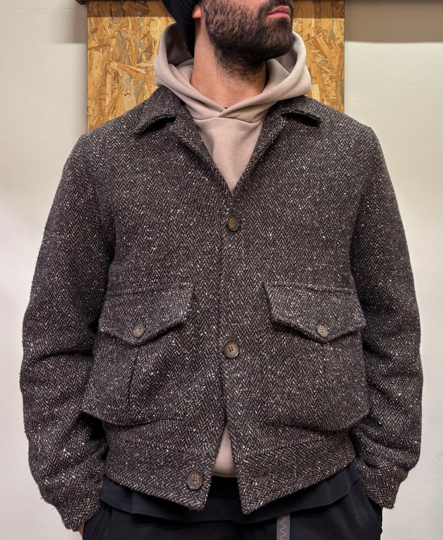 GIACCA IN LANA E SETA CON TASCONI