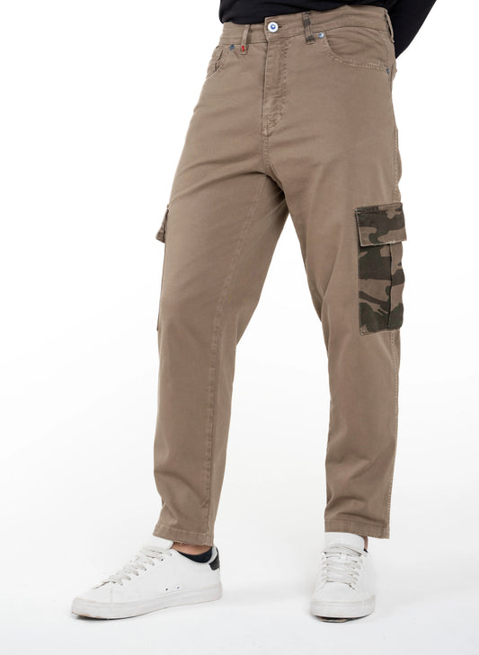 PANTALONE BAGGY CON TASCHE