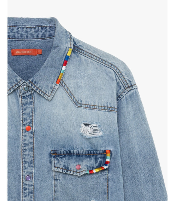 CAMICIA IN DENIM CON LAVAGGIO CHIARO E DETTAGLI DISTRESSED